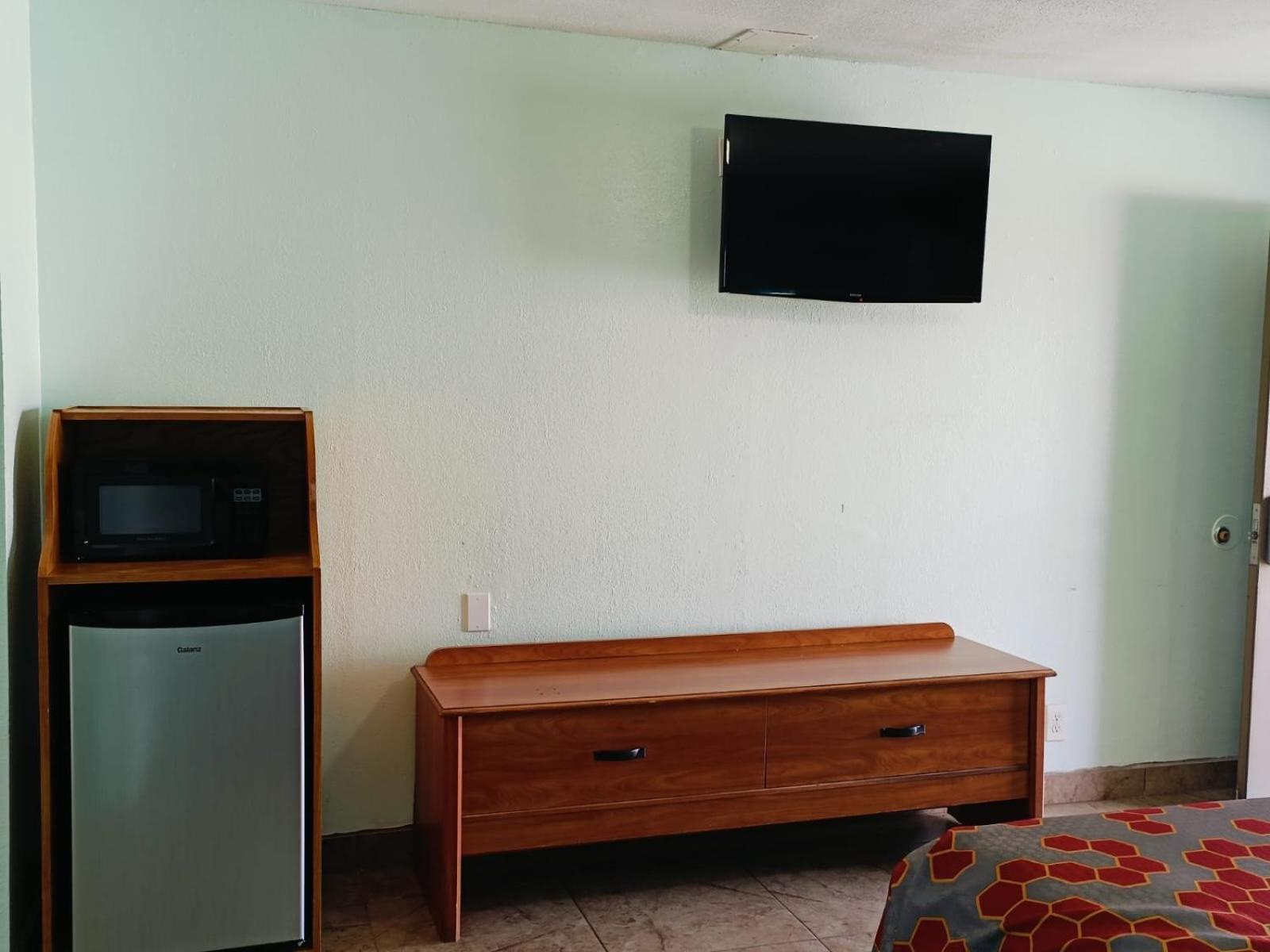 Budget Inn By Oyo Edinburg Hwy 281 外观 照片